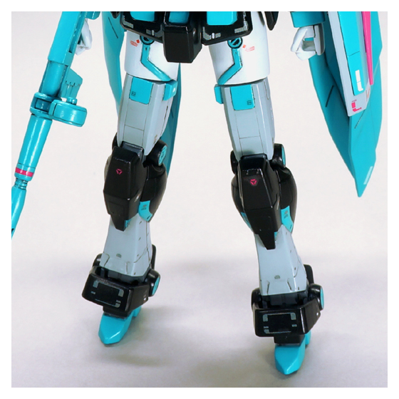 MSドール ミク RX-78-2 ガンダム ver. 脚部 説明用画像